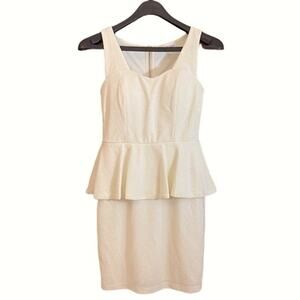 Emerald Sundae Ivory Gold Glitter Sleeveless Ruffle Dress Size Small